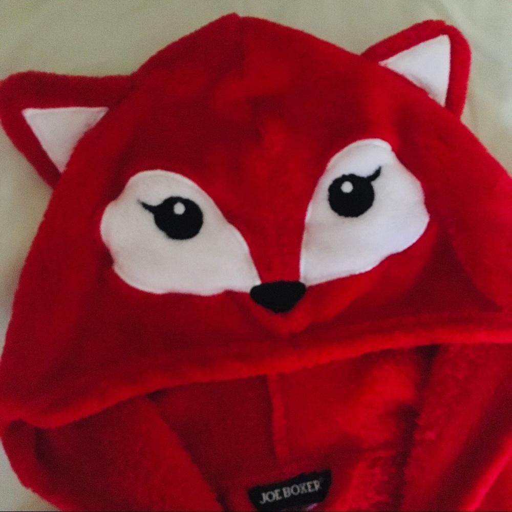 Red Fox robe - Picture 2 of 3